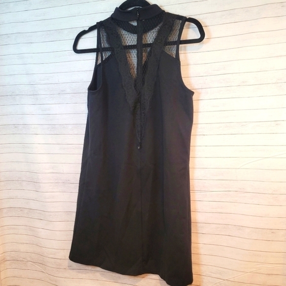 EXPRESS LACE MOCK NECK SHIFT DRESS-SUPER FLATTERING & CLASSIC! SZ SMALL - Picture 1 of 9